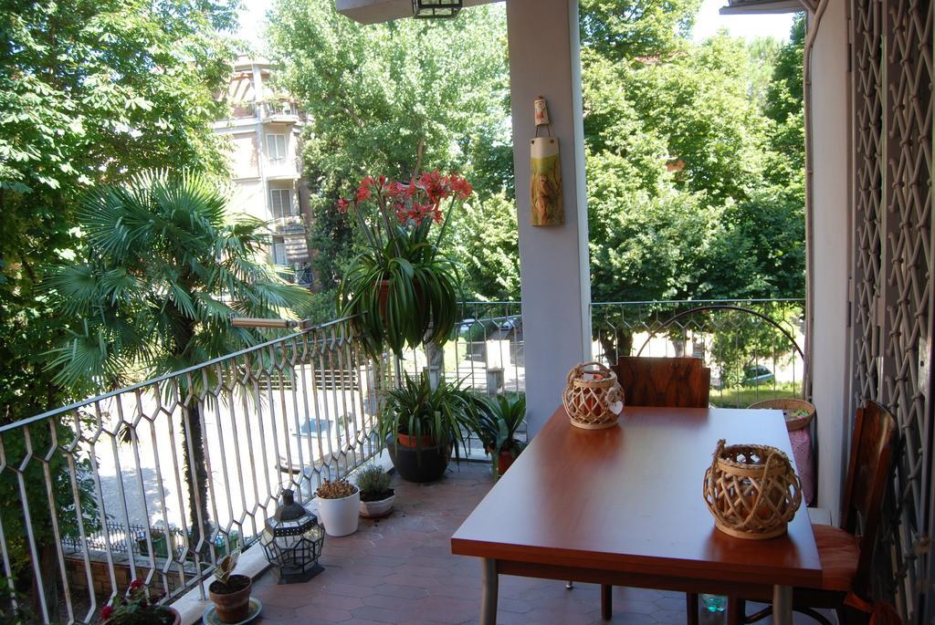 Bed and Breakfast La Badia Del Cavaliere Roma Habitación foto
