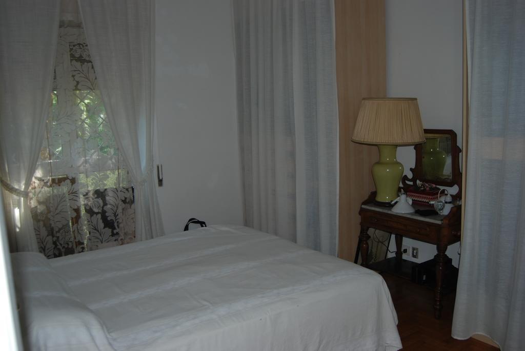 Bed and Breakfast La Badia Del Cavaliere Roma Habitación foto